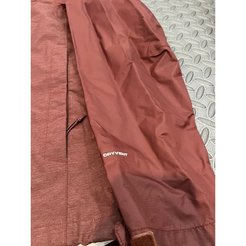 The North Face‎ Rain Jacket Mens Medium Maroon DryVent Hooded Full Zip Shell